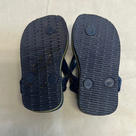 Havaianas Dark Blue Flip Flops with Brazilian Flag - Picture 4 of 4